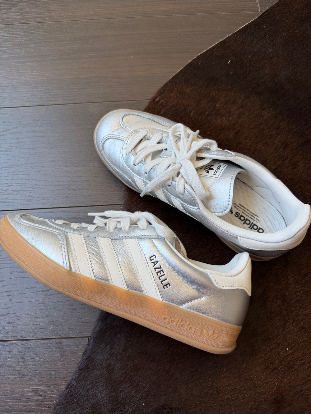Adidas Gazelle Silver - Picture 2 of 6